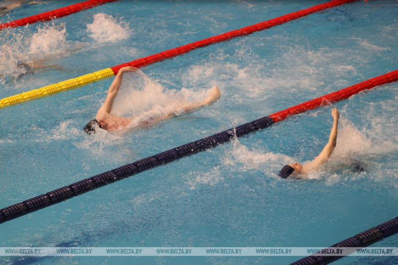 Награду получит каждый. Турнир "Спешиал Олимпикс" по водным видам спорта проходит в Минске