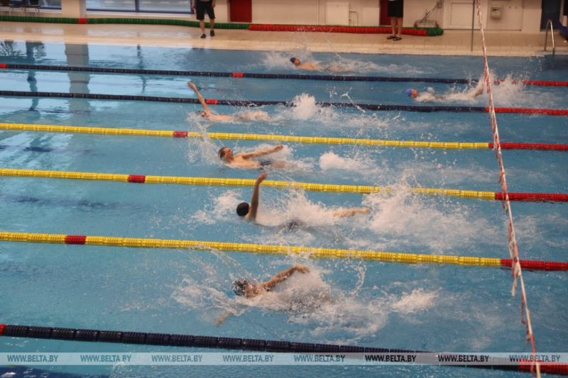 Награду получит каждый. Турнир "Спешиал Олимпикс" по водным видам спорта проходит в Минске