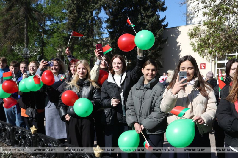 ФОТОРЕПОРТАЖ: В Беларуси празднуют День Победы (ОБНОВЛЯЕТСЯ) 3