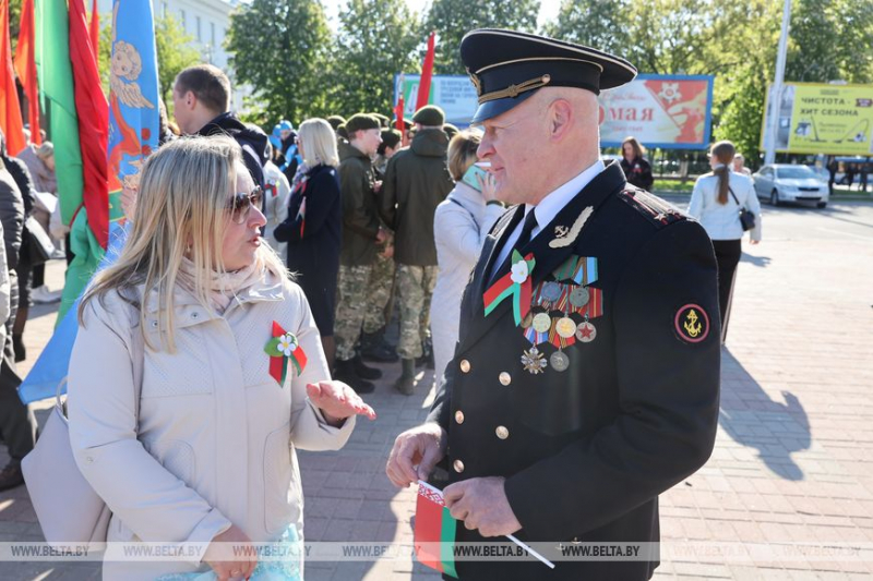 ФОТОРЕПОРТАЖ: В Беларуси празднуют День Победы (ОБНОВЛЯЕТСЯ) 3