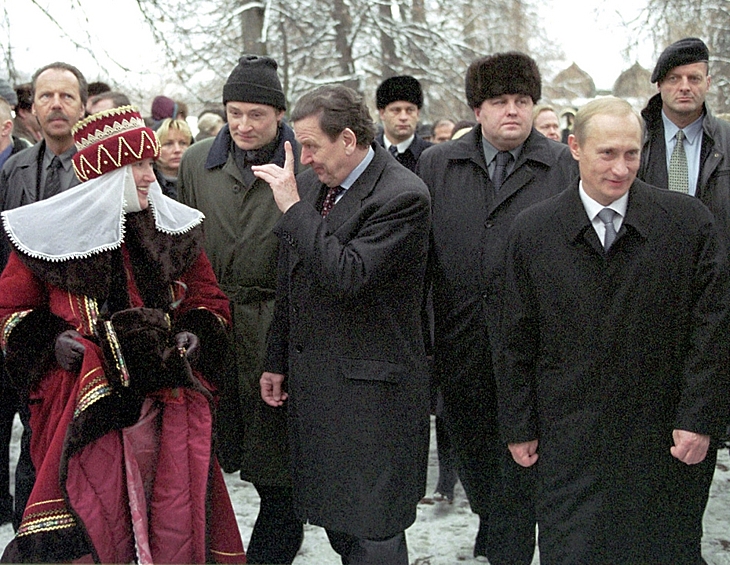 Как изменился Путин за 25 лет у власти: фото тогда и сейчас