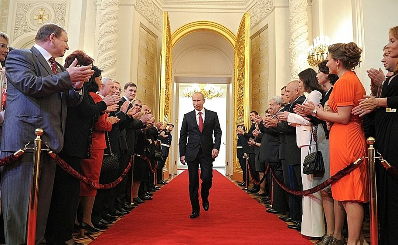 Как изменился Путин за 25 лет у власти: фото тогда и сейчас