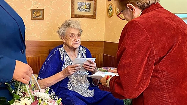 Skonchalas samaja vysokaja zhenshhina mid galina petuhova d5202ae.jpg