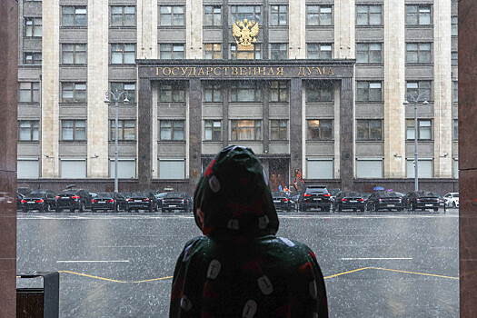 V gosdume nazvali izlishnimi dopolnitelnye ogranichenija na vozvrashhenie artistov v rf 95c8f23.jpg