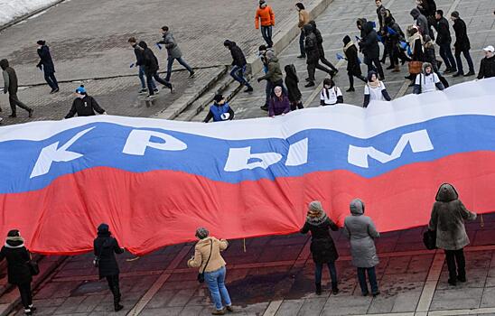 V krymu obnovili logotip prazdnovanija godovshhiny vossoedinenija s rossiej ac9410d.jpg