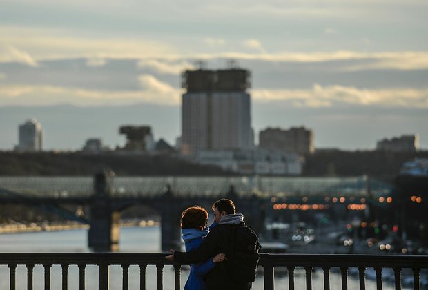 Миллионы россиян жалуются на свое безумие. Кто в этом виноват?