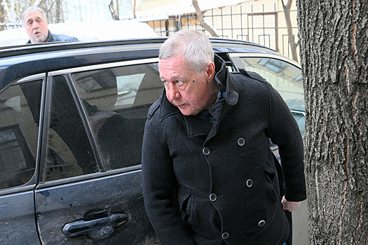 Stalo izvestno chto svjazyvaet aktera efremova i obmenjannogo v oae petrova 4d5bded.jpg