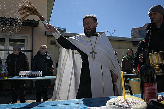 Svjashhennik objasnil bessmyslennost pokupki osvjashhennyh kulichej 8b22875.jpg