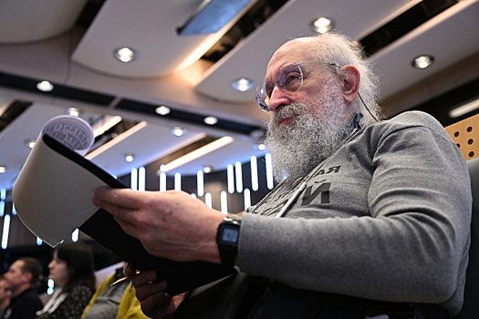 Vasserman nazval surovoj neobhodimostju vyplaty beremennym shkolnicam 0745282.jpg