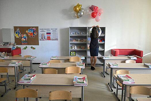 Uvolennaja iz za spektaklja na 9 maja uchitelnica vyshla na svjaz 63ae838.jpg