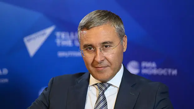 Falkov prizval rektorov sverdlovskih vuzov uvelichit chislo studencheskih semej 2c66ef2.webp
