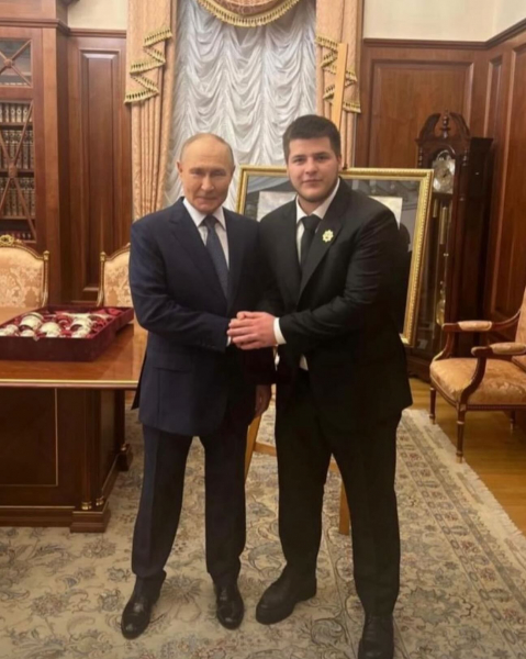 17 letnij syn kadyrova obratilsja k putinu 076bfea.jpg