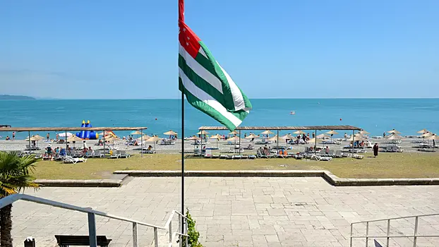 Deputat gosdumynbsprossijskie turisty vazhny dlja kurortovnbspabhazii 6bd8743.webp