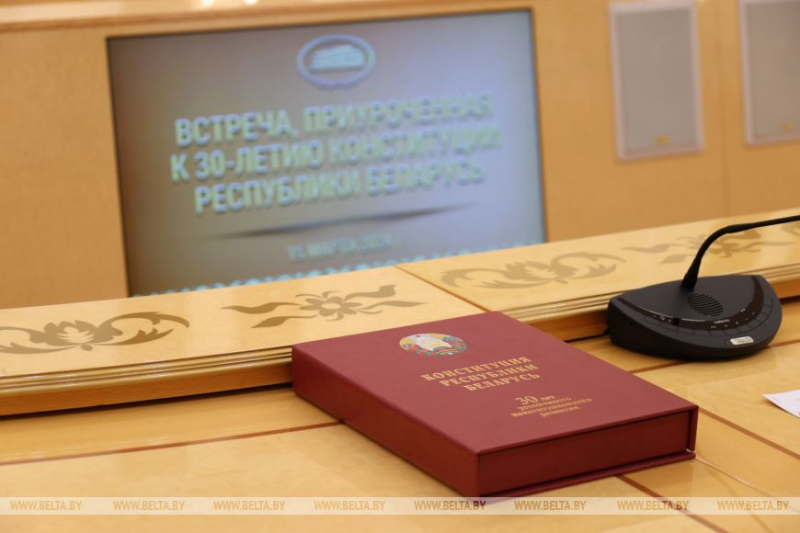 Миклашевич: необходимо продолжить конституционное развитие  3